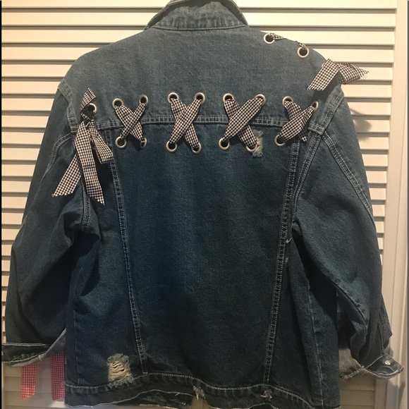 Fun Distressed Denim Jacket - Picture 4 of 5